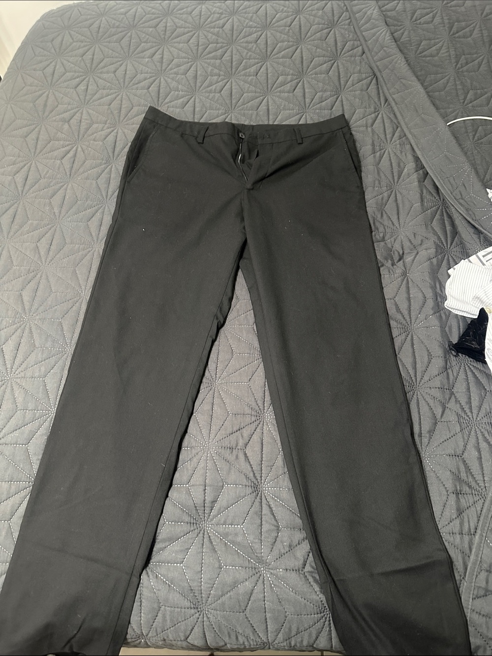 Zara Men's Black Dress Trousers - Straight Leg